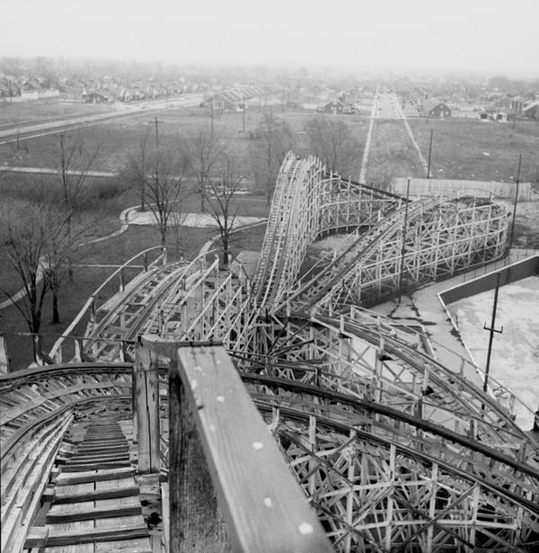 Eastwood Park - Bobs Rollercoaster Eastwood Park 1952 From Nick Sage (newer photo)